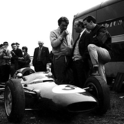 Victoire au GP Hors Championnat Aintree 200 Victoire au GP Hors Championnat Aintree 200